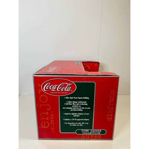 Coca-Cola Town Square 2002 Ginny’s Diner Lighted Building NIB - Picture 4 of 5